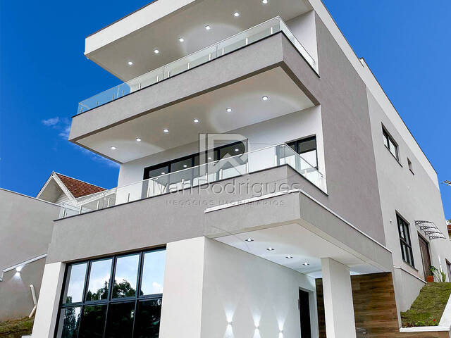 #11 - Casa para Venda em Campos do Jordão - SP - 1