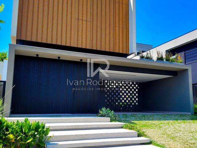 #16 - Casa em condomínio para Venda em São José dos Campos - SP