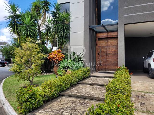 #37 - Casa em condomínio para Venda em Jacareí - SP - 2