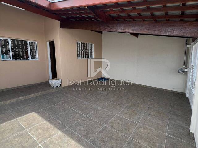 #87 - Casa para Venda em Jacareí - SP - 2