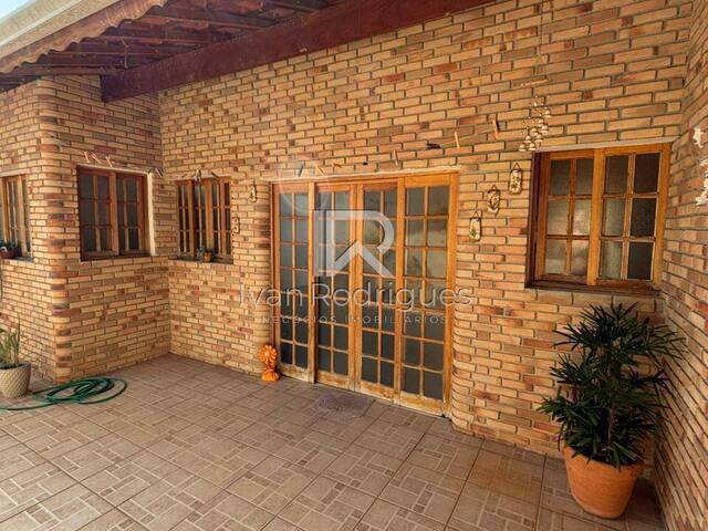 #118 - Casa para Venda em Jacareí - SP - 3