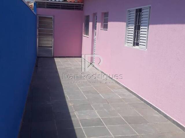 Casa para Venda em Jacareí - 5