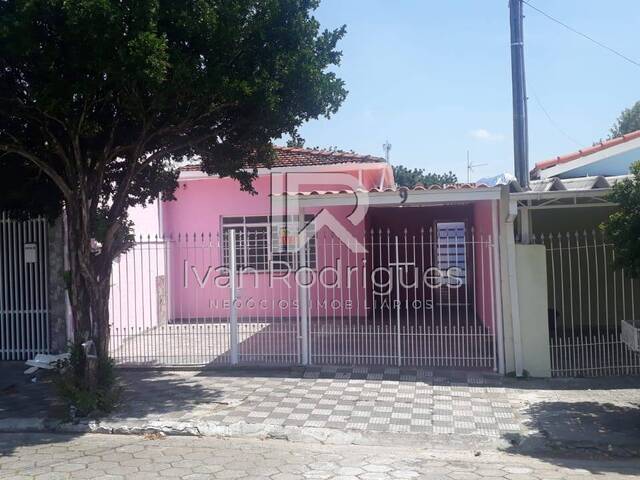 #119 - Casa para Venda em Jacareí - SP - 1