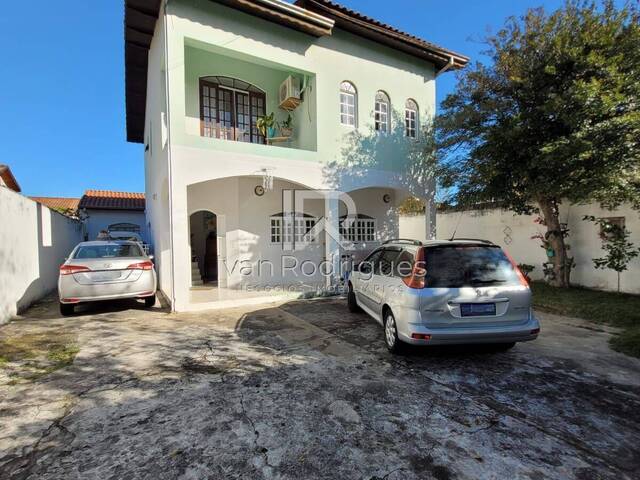 Casa para Venda em Jacareí - 2
